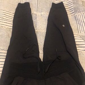 Lululemon black unlined dance studio jogger